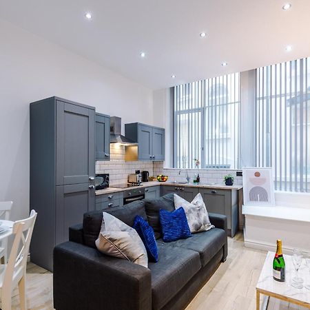 Modern 2-Bedroom Apt In The Heart Of City Centre 리버풀 외부 사진