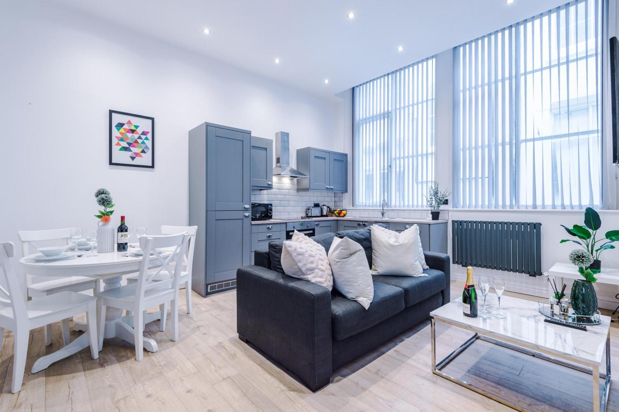 Modern 2-Bedroom Apt In The Heart Of City Centre 리버풀 외부 사진